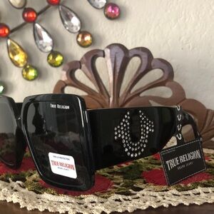 -NWT True Religion Embellished Horseshoes Black Sunglasses
